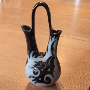 Black and Gray Ceramic Wedding Vase